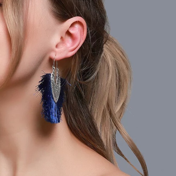 New boho gypsy tassel fan earrings - Picture 4 of 6